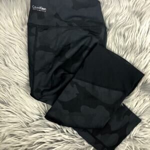 Calvin Klein Performance Black Camo Cropped Leggings
